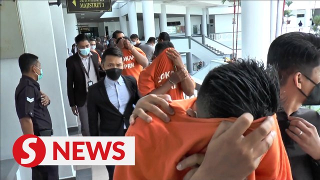 Four cops under probe for allegedly supplying prohibited items including drugs to detainees