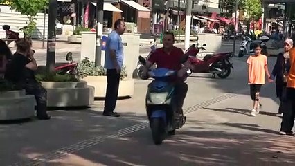 Esnaftan motosiklet hırsızına Osmanlı tokadı