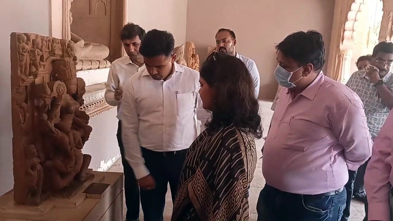 पर्यटन विभाग की प्रमुख शासन सचिव गायत्री राठौड़ पहुंची भरतपुर