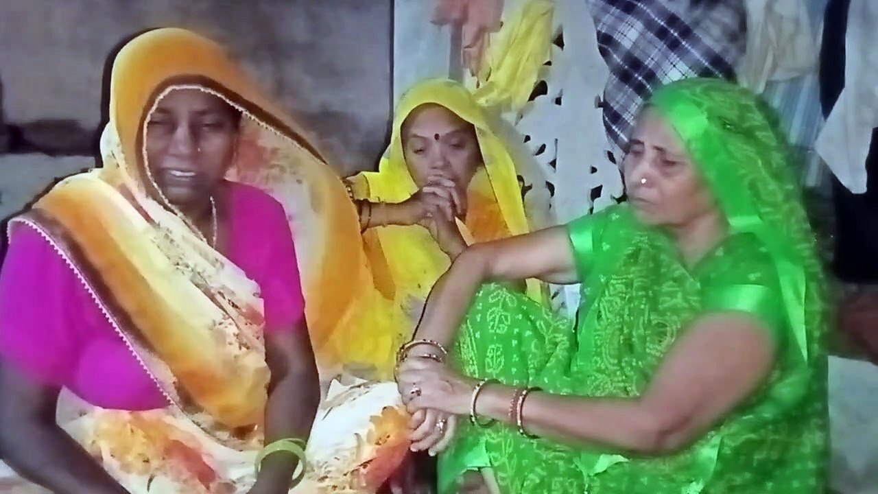 एक साल के भांजे को गोद मे लेकर पंतग उड़ा रहा था इकलौता मामा,  पहली मंजिल से नीचे गिरे दोनो, मामा की मौत