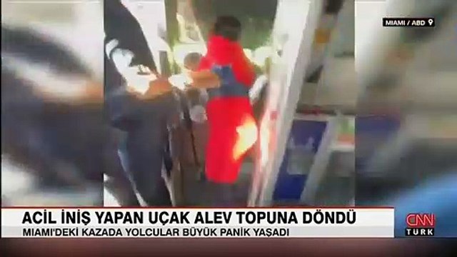 ABD'de acil iniş yapan uçak alev topuna döndü