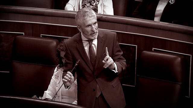 Grande-Marlaska garantiza las medidas necesarias para los incendios de Navarra ante las quejas de Bildu