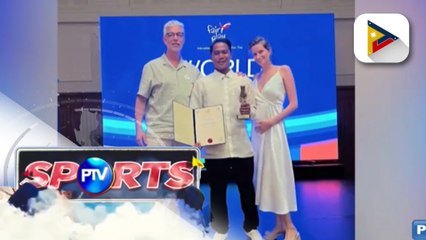 Surfing hero Casugay, natanggap na ang World Fair Play trophy