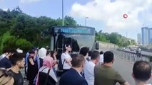 İETT otobüsü Arnavutköy'de arızalandı vatandaşlar yolda kaldı
