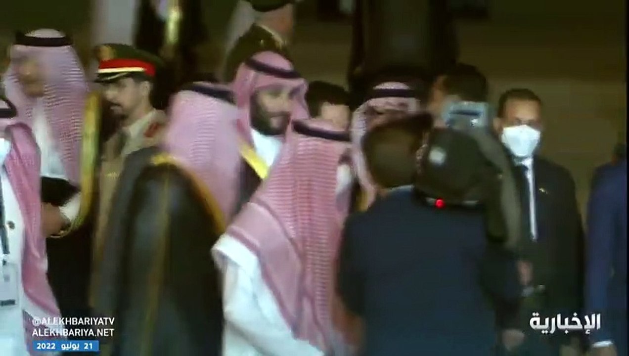 العاهل الأردني يصطحب ولي العهد السعودي في سيارته الخاصة