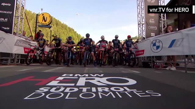 HERO - Le Colombien Leonardo Paez et l'Allemande Adelheid Morath s'imposent dans les Alpes Dolomites