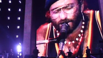 Cremonini canta "Stella di Mare", duetto virtuale con Lucio Dalla