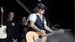 GALA VIDEO - Johnny Depp face à des attaques “impitoyables” : il met en garde…