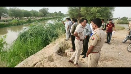 jumpedझगड़ते हुए नहर पर पहुंचा परिवार, पहले पिता और उसके बाद बेटा नहर में कूदा