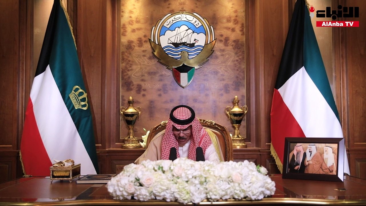 صاحب السمو كلّف سمو ولي العهد الأمين بإلقاء كلمة نيابة عن سموه إلى المواطنين الكرام توضح كل ما يدور على الساحة