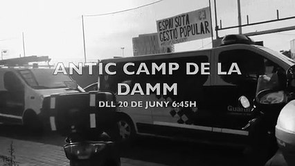 La policía interviene en un desalojo ordenado por el Ayuntamiento de Barcelona