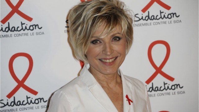 VOICI : Évelyne Dhéliat : cette expérience nouvelle et complètement inattendue pour la présentatrice météo