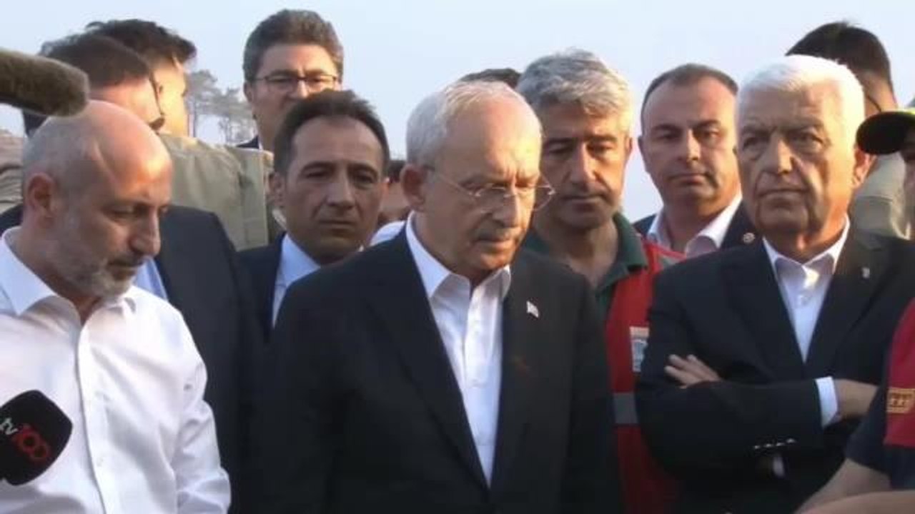 Kemal Kılıçdaroğlu Marmaris'teki Yangın Bölgesinde: "Yeter Artık, Yeter. Bıçak Kemiğe Dayandı. Yazık Günahtır"