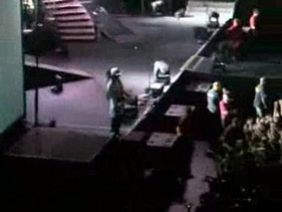 Concert Tokio Hotel - 09/03/08 - Intro Schrei