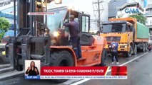 Truck, tumirik sa EDSA-Kamuning Flyover | UB