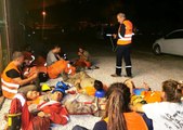 Son dakika haberleri! Onlar yangının gönüllü kahramanları: Toprak üzerinde dinlenip söndürme çalışmalarına katılıyorlar