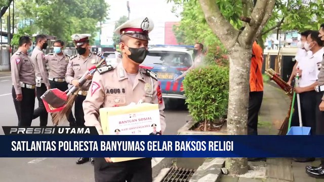 HUT Bhayangkara ke 76, Sat Lantas Polresta Banyumas Serahkan Bansos dan Bersihkan Tempat Ibadah