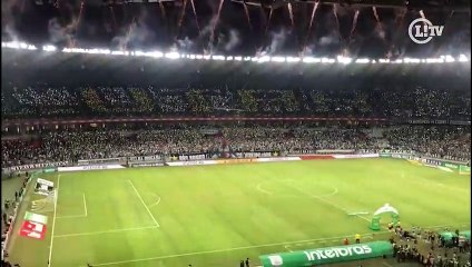 Download Video: Torcida do Atlético-MG faz festa impressionante no Mineirão