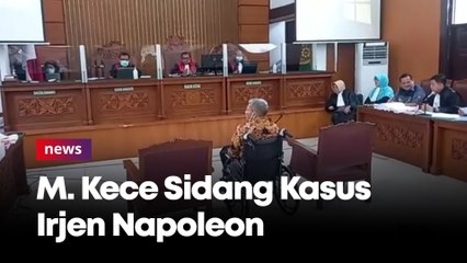 Pakai Kursi Roda, M. Kece Hadir Sebagai Saksi di Sidang Kasus Dugaan Kekerasan Atas Terdakwa Irjen Napoleon