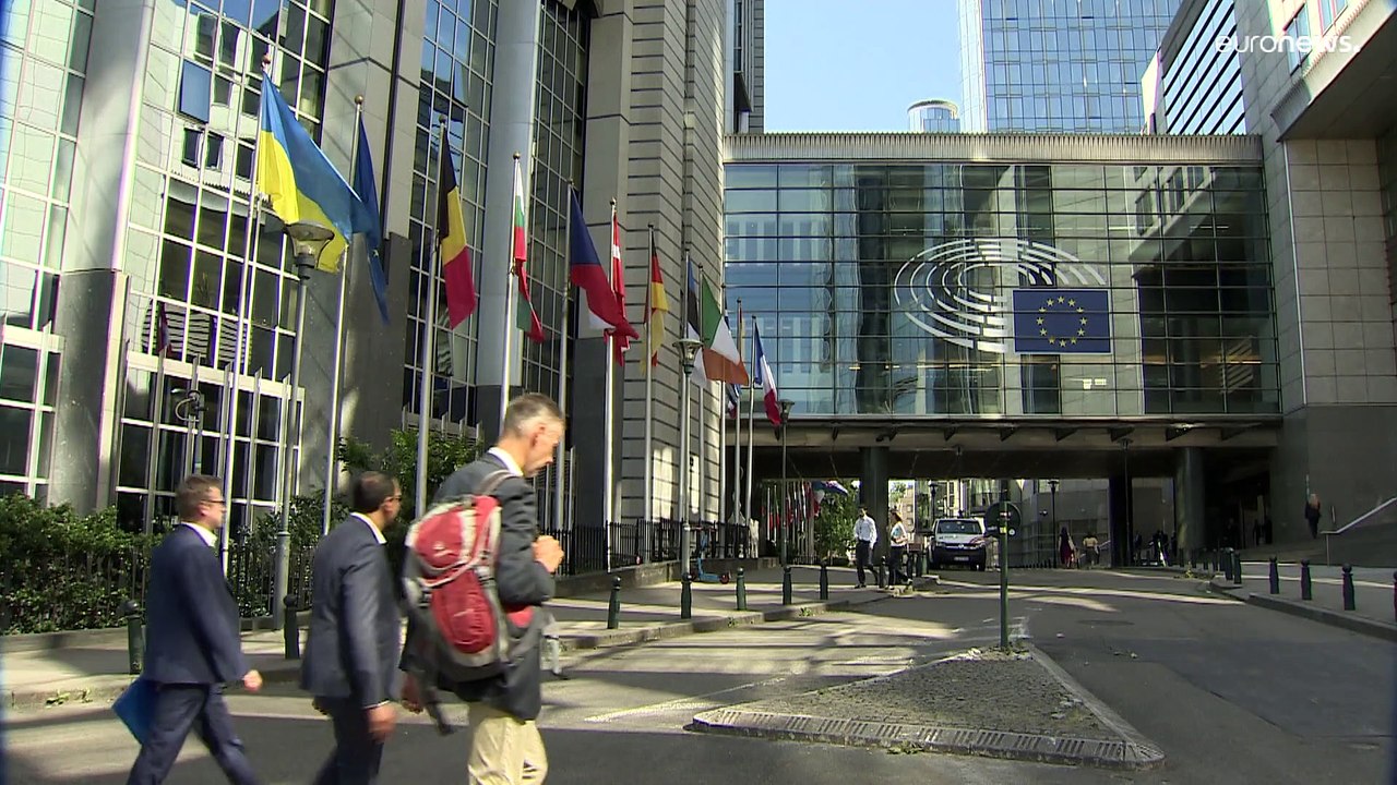 EU countries set to endorse Ukraine as a candidate to join the bloc