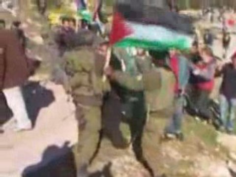 Humiliation et Injustice subit par les palestiniens