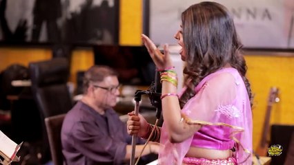 Laal Hari Peeli Choodiyan  (Studio Version),Himesh Ke Dil Se The Album,Himesh Reshammiya- Arunita-