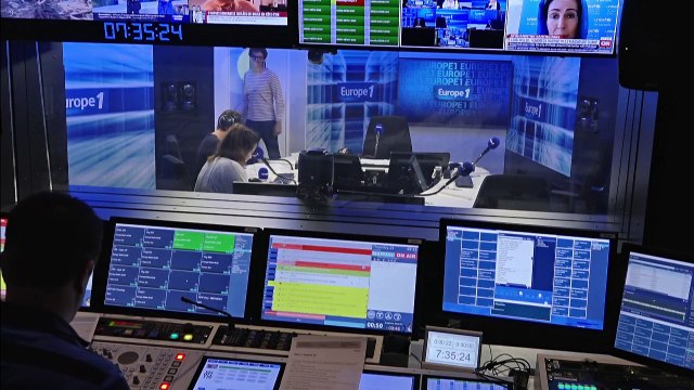 «La gauche radicale incarnée par Mélenchon se distingue par son antisémitisme et son islamophilie», assure Onfray