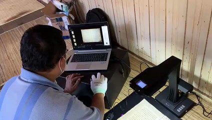 Menjaga Kitab-kitab dan Naskah Kuno Warisan Datu Kelampayan Berusia 2 Abad