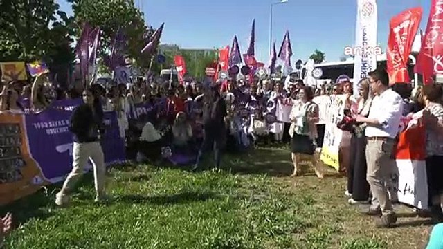 Kadınlar, Danıştay önünden seslendi: İstanbul Sözleşmesi’nden, haklarımızdan ve hayatlarımızdan vazgeçmiyoruz