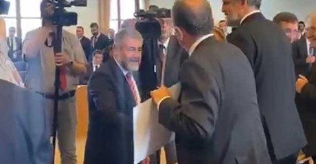 Ek bütçe görüşmelerine damga vuran olay! CHP'li vekiller Bakan Nebati'yi "Gözleri parlıyor' diyerek karşıladı