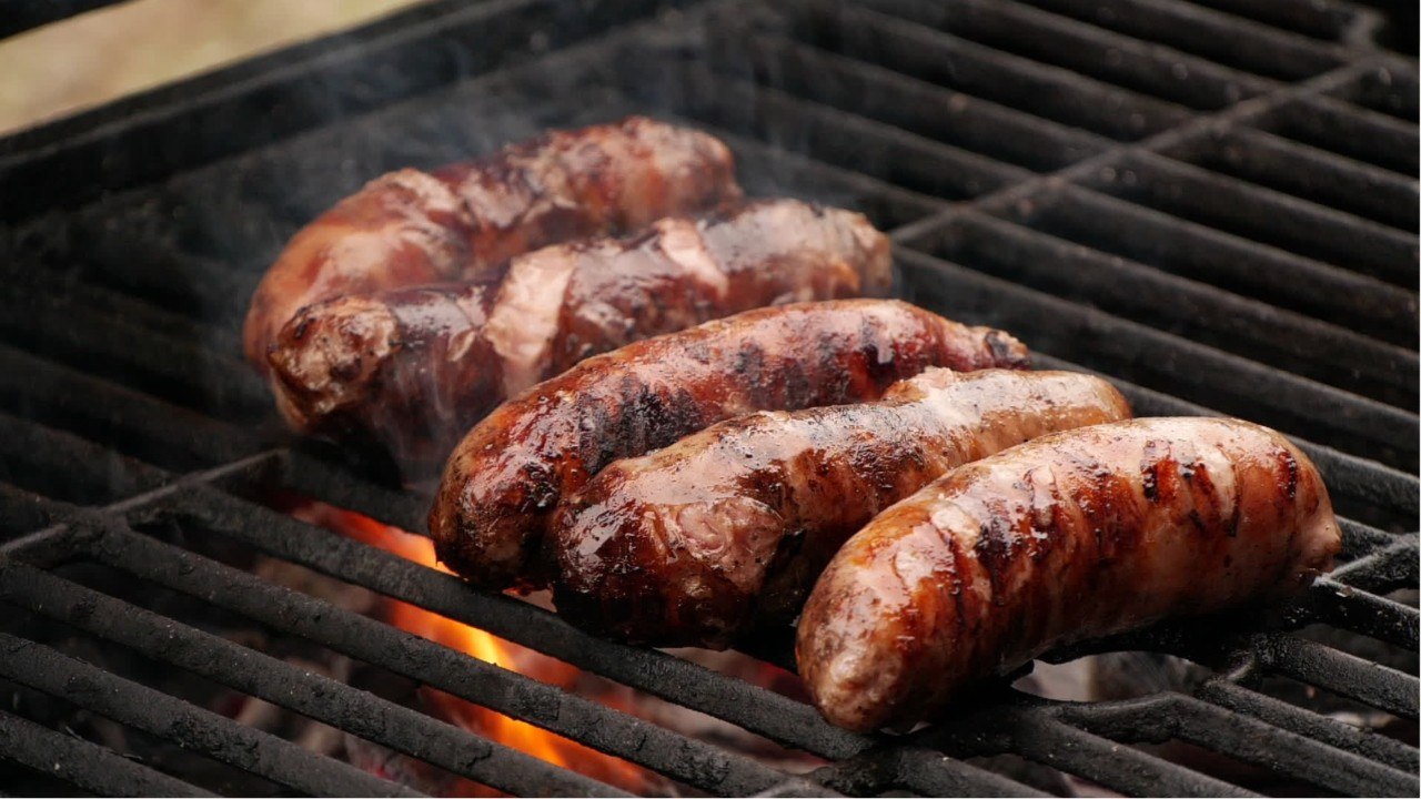 Für "Öko-Test" zählt Haltung: Top-Noten nur für Bio-Grillwürste