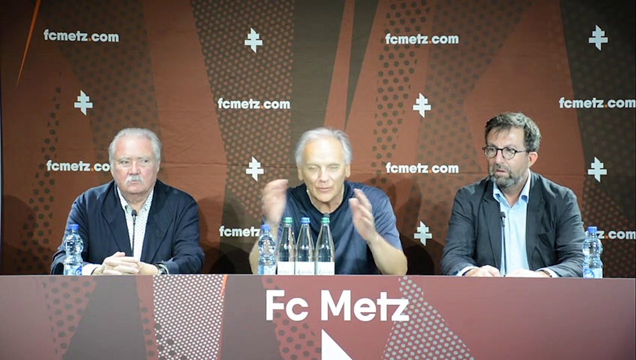 La conférence de présentation de Francis de Taddeo