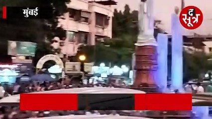 MUMBAI: सड़क किनारे खड़ी Tata Nexon EV में लगी आग, वीडियो वायरल