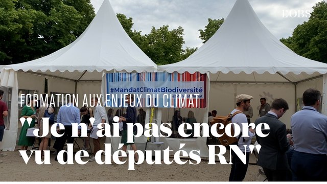 Des scientifiques ont formé 154 députés aux enjeux climatiques devant l’Assemblée nationale
