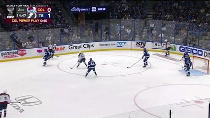 Los Avalanche de Colorado ganan tercer juego