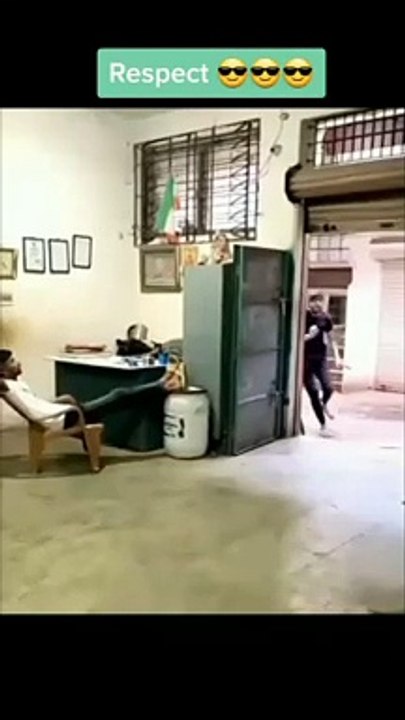 الصديق وقت الشدة  | Friend in hard time