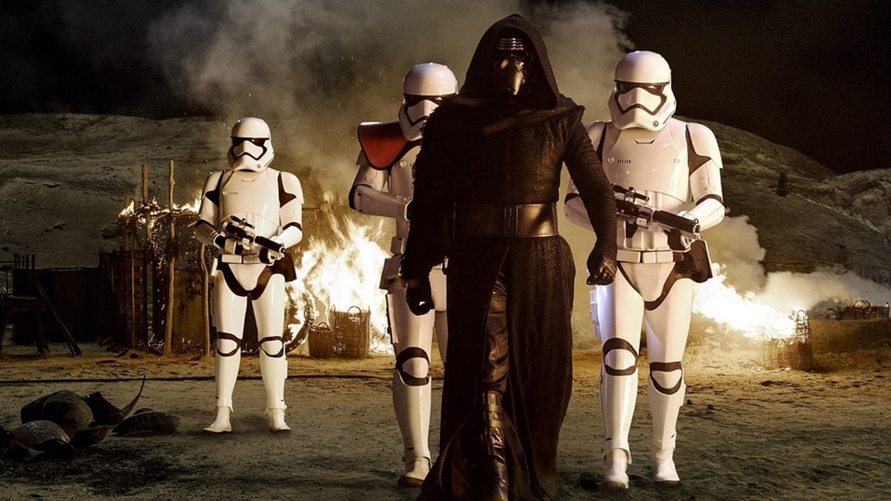 Star Wars: Episode 7 - TV-Spot mit Adam Driver als Bösewicht Kylo Ren