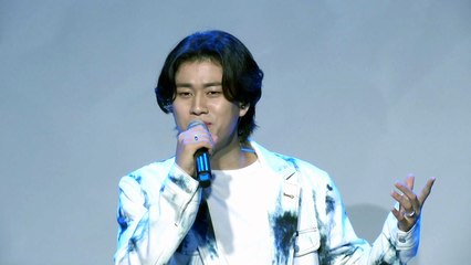 첫 미니음반 낸 이무진,  "사람 냄새 나는 아티스트로 남고 싶어" / YTN