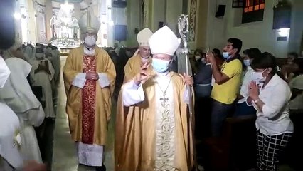 René Leigue asume como Arzobispo y pide a los fieles ser valientes ante las injusticias