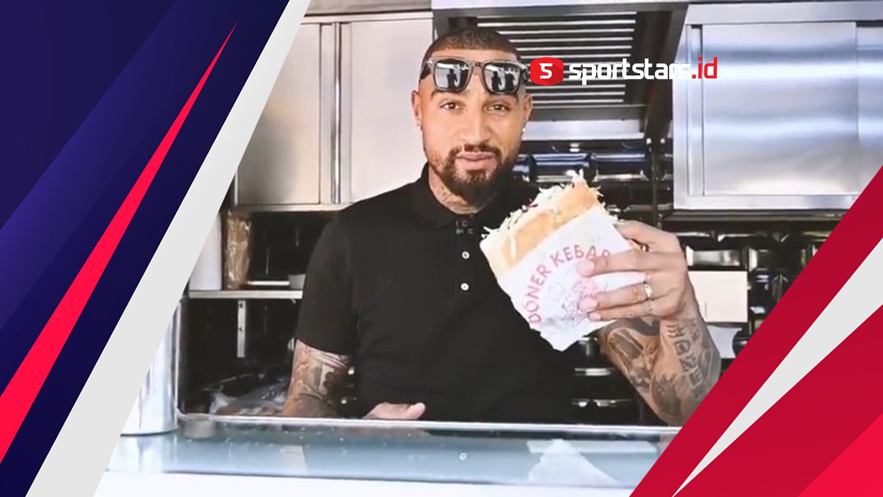 Asyik! Perpanjang Kontrak, Kevin-Prince Boateng Bagi-Bagi Kebab Gratis