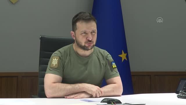 Ukrayna Devlet Başkanı Zelenskiy AB Liderler Zirvesi'ne video mesajla katıldı