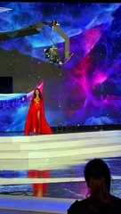 Trân Đài bung váy