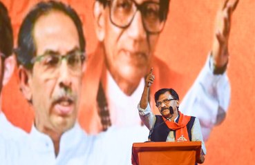 केंद्रीय मंत्री ने शरद पवार को दी धमकी, कहा सरकार बचाने की कोशिश की तो घर नहीं जाने देंगे- संजय राऊत