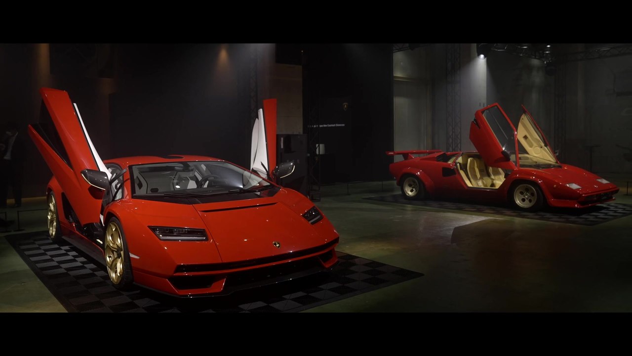 Der Lamborghini Countach LPI 800-4 trifft in Japan ein