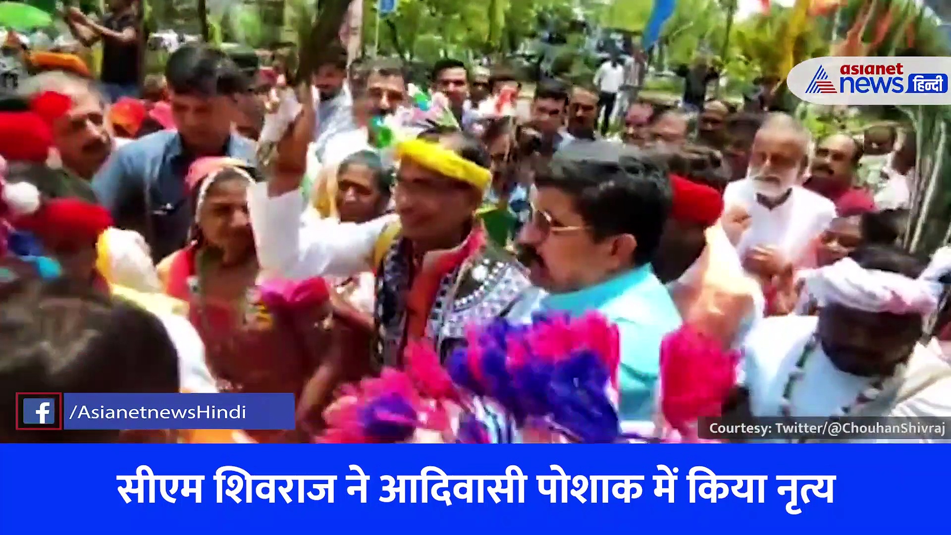 VIdeo: द्रौपदी मुर्मू राष्ट्रपति पद की उम्मीदवारी से खुश MP के सीएम, आदिवासी पोशाक में जमकर किया नृत्य