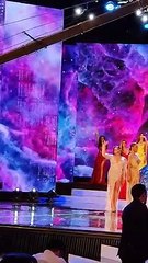 Lương Mỹ Kỳ hô tên Trân đài