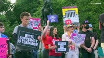 شاهد: احتجاجاتٌ في نيويورك ضد قرار المحكمة العليا بإلغاء قانون يقيّد حمل الأسلحة