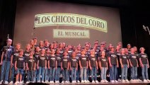 'Avioncitos de papel' - Escuela Los Chicos Del Coro
