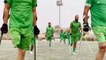 شبان عراقيون أفقدهم العنف الأمل يؤسّسون فريق كرة قدم لمبتوري الأطراف