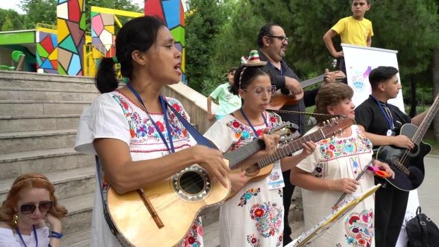 Son dakika haberleri! Esenyurt'tan Savaş Halindeki Rusya ve Ukrayna İçin Barış Güvercini Uçuruldu